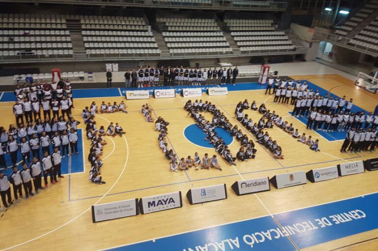 Imagen de la presentación oficial del club