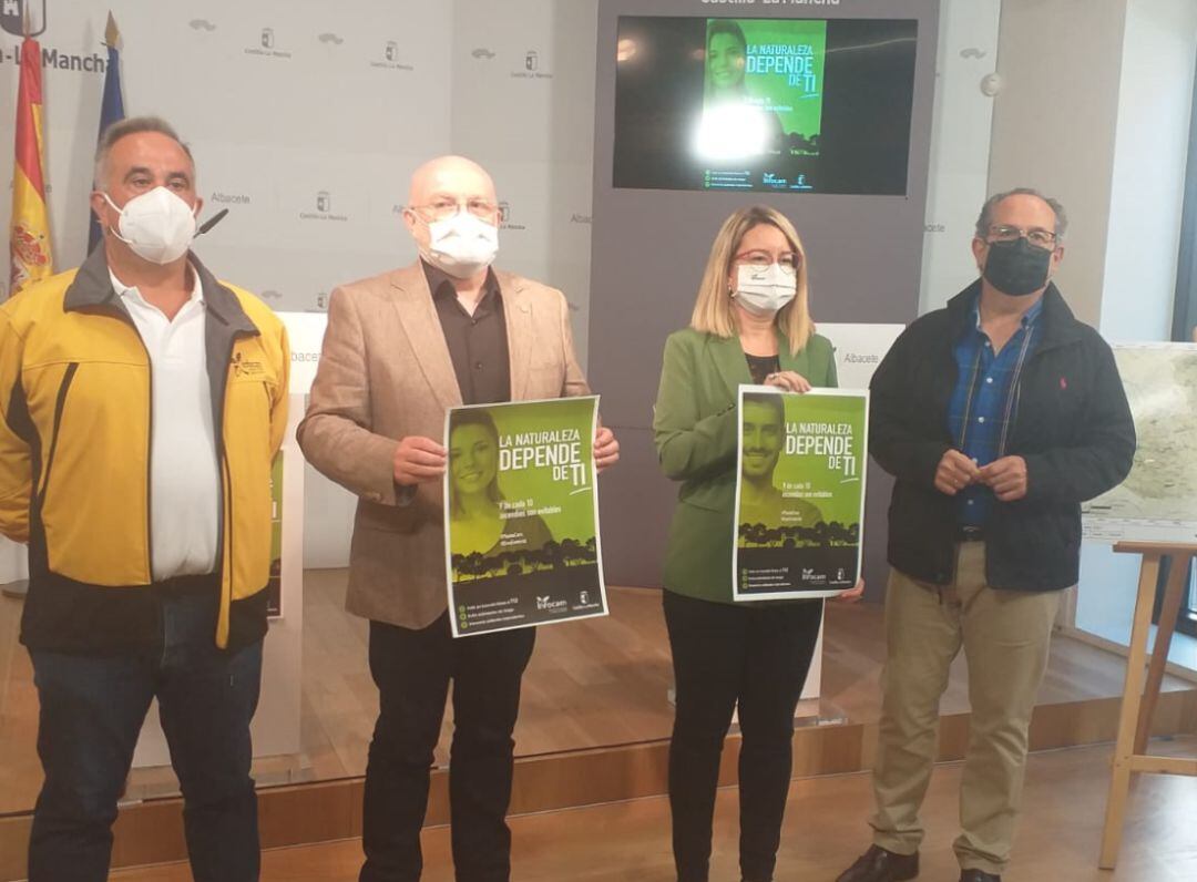 Presentación de la campaña de extinción de incendios