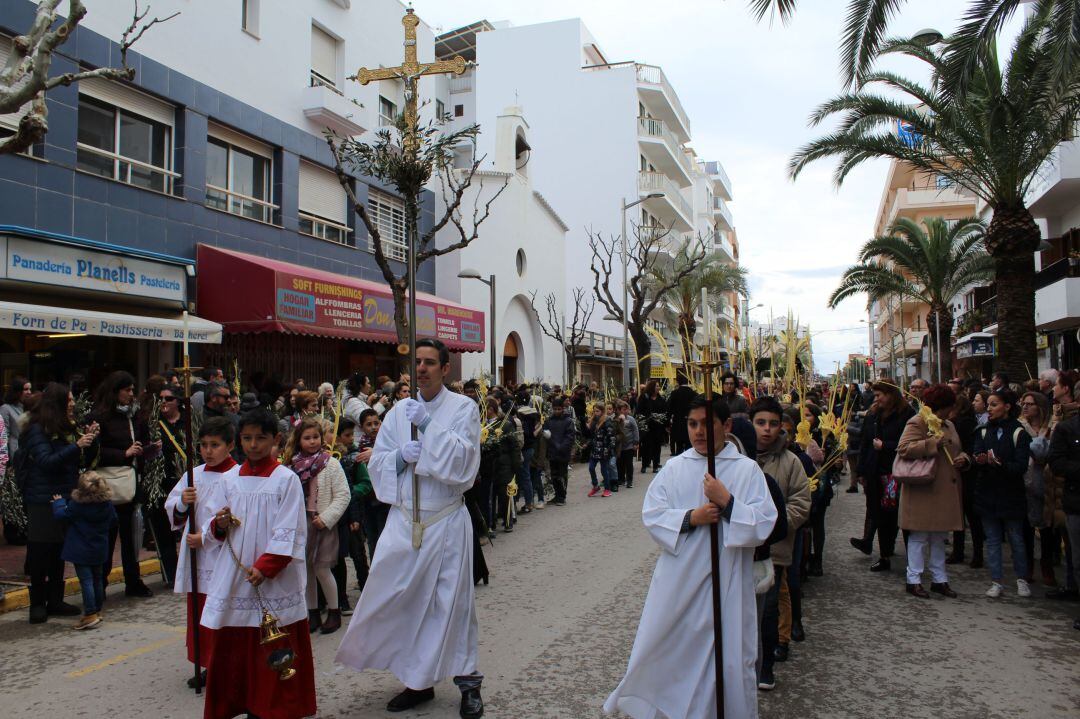 Imagen de archivo de una procesión de Semana Santa en Santa Eulària
