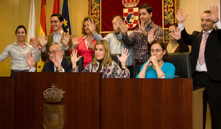 Los ediles del PP de Pinto durante la pasada legislatura mostrando su limpieza ante la corrupción