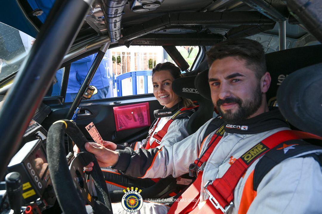 Ernesto Salguero y Esther De la Torre,durante una prueba