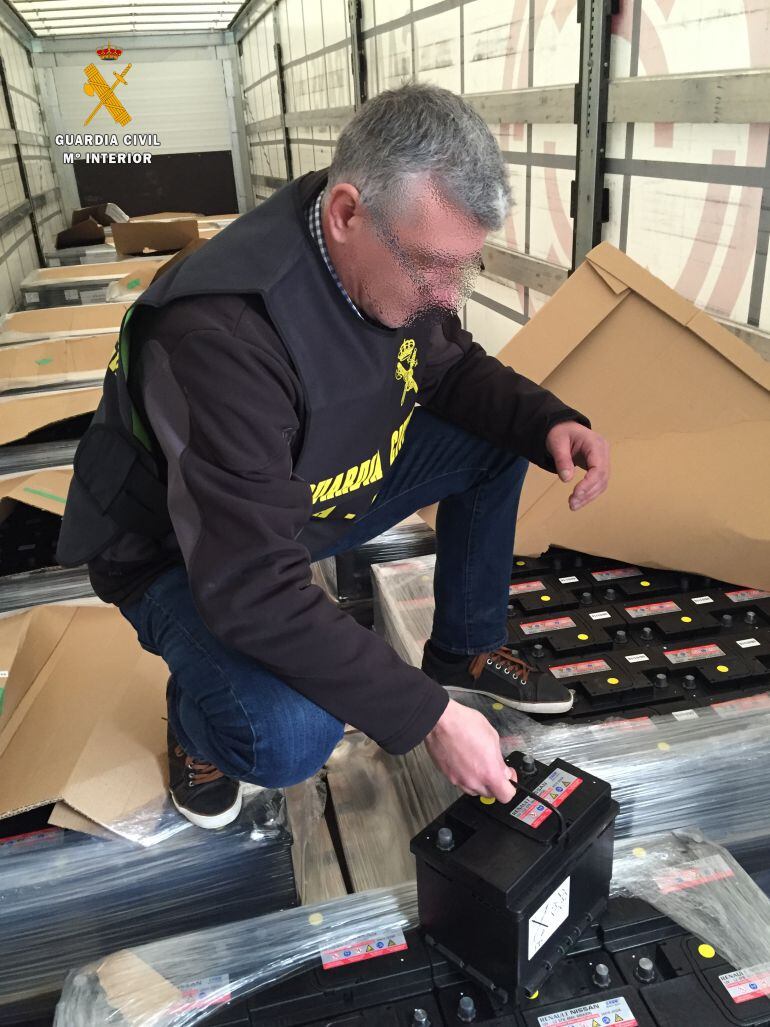 Imagen con las baterías recuperadas