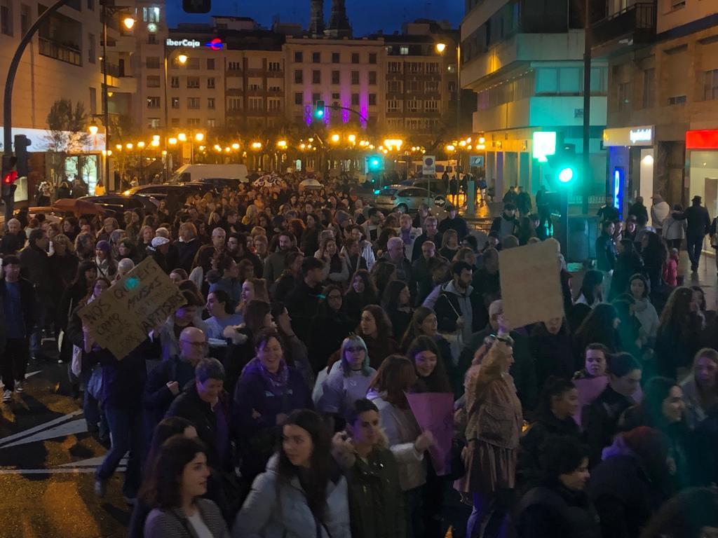 Unas 2.000 personas se manifiestan en Logroño para exigir derechos en igualdad