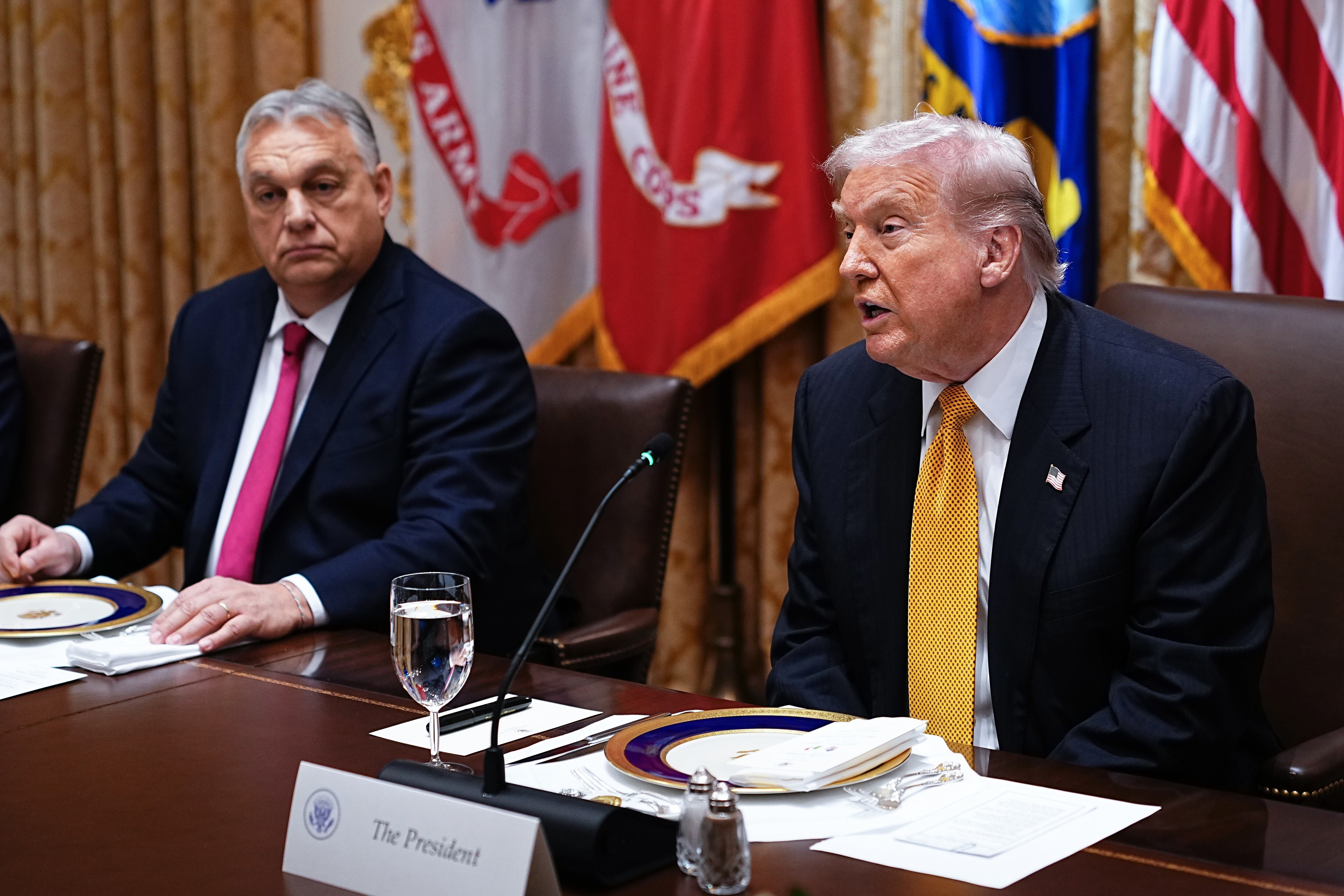 El presidente de Hungría, Viktor Orban, junto al de Estados Unidos, Donald Trump. 