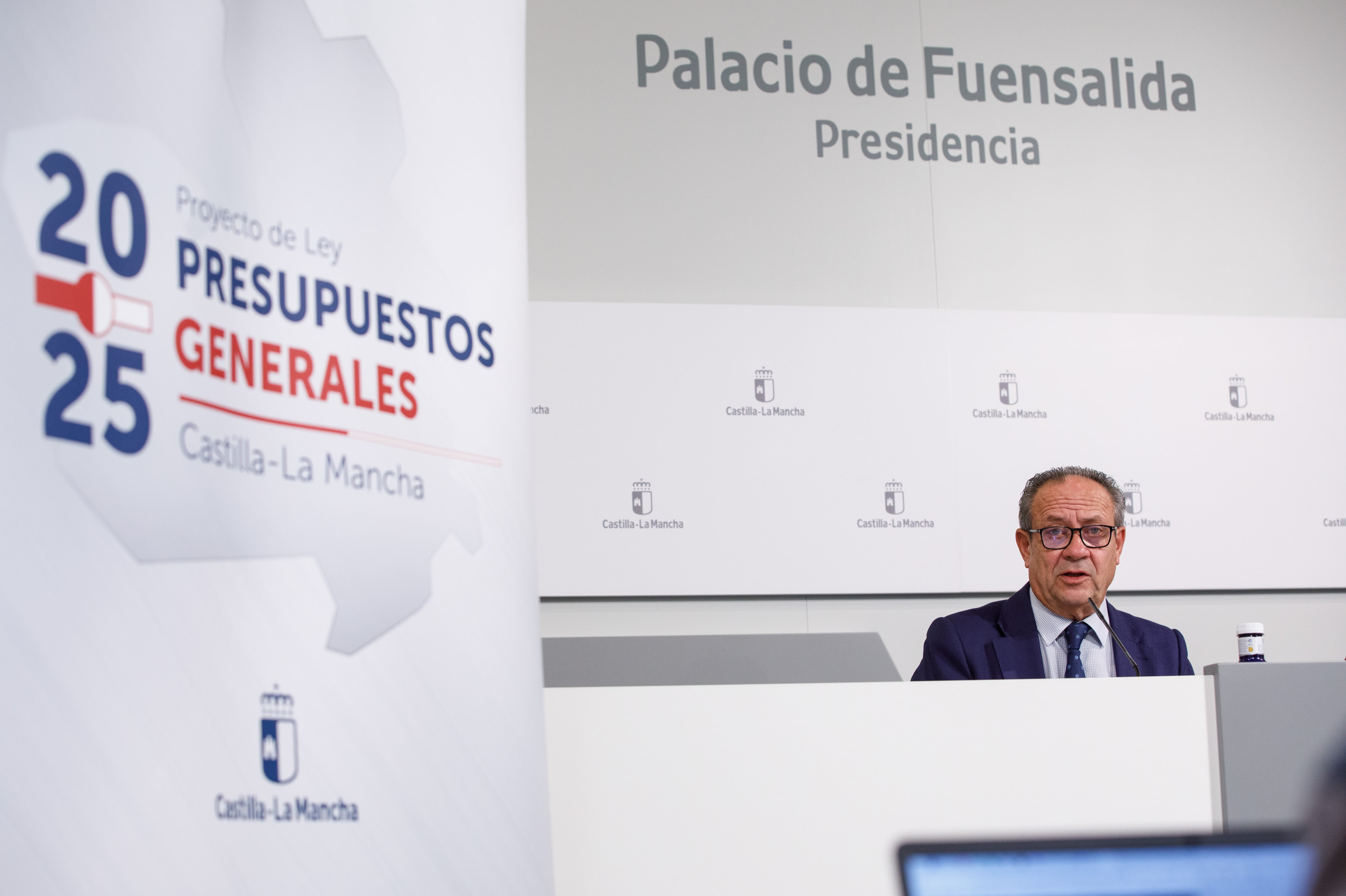 Juan Alfonso Ruiz Molina, consejero de Hacienda, Administraciones Públicas y Transformación Digital, presenta los Presupuestos Generales de Castilla-La Mancha 2025