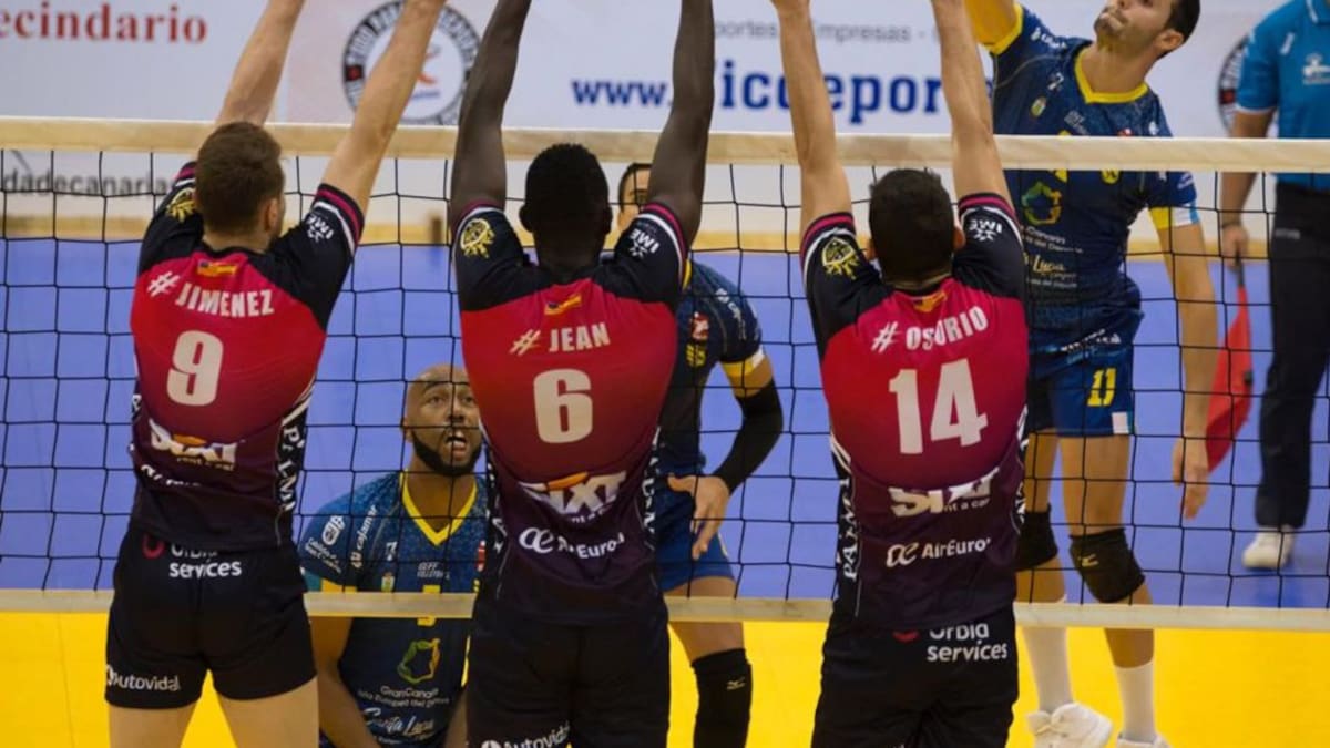 El Urbia Voley Palma, imparable