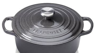 Cacerola redonda de hierro fundido Le Creuset Signature