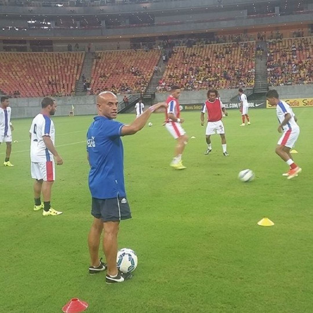 Carlos Díaz con la selección de la República Dominicana en Brasil