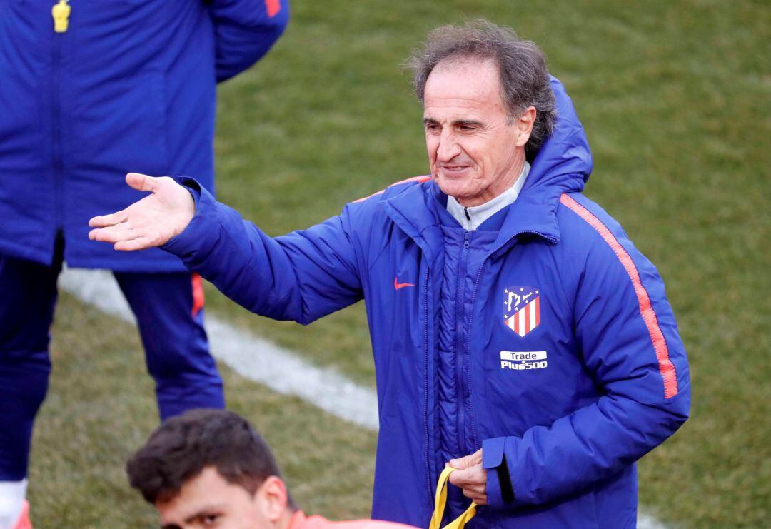 El 'Profe' Ortega en el entrenamiento tras la denuncia