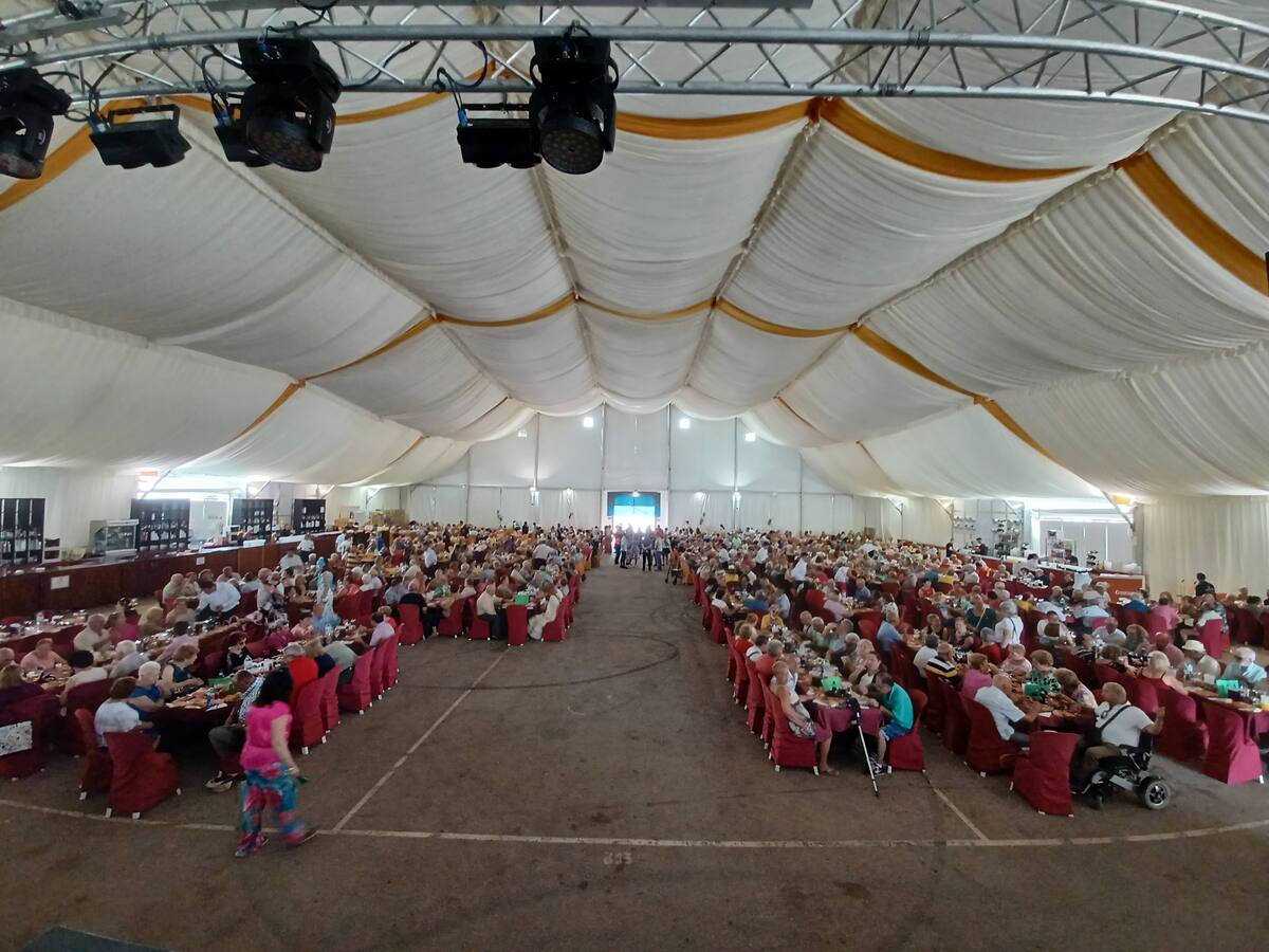 Comida Homenaje a los Mayores Feria de Linares (30/08/2022)
