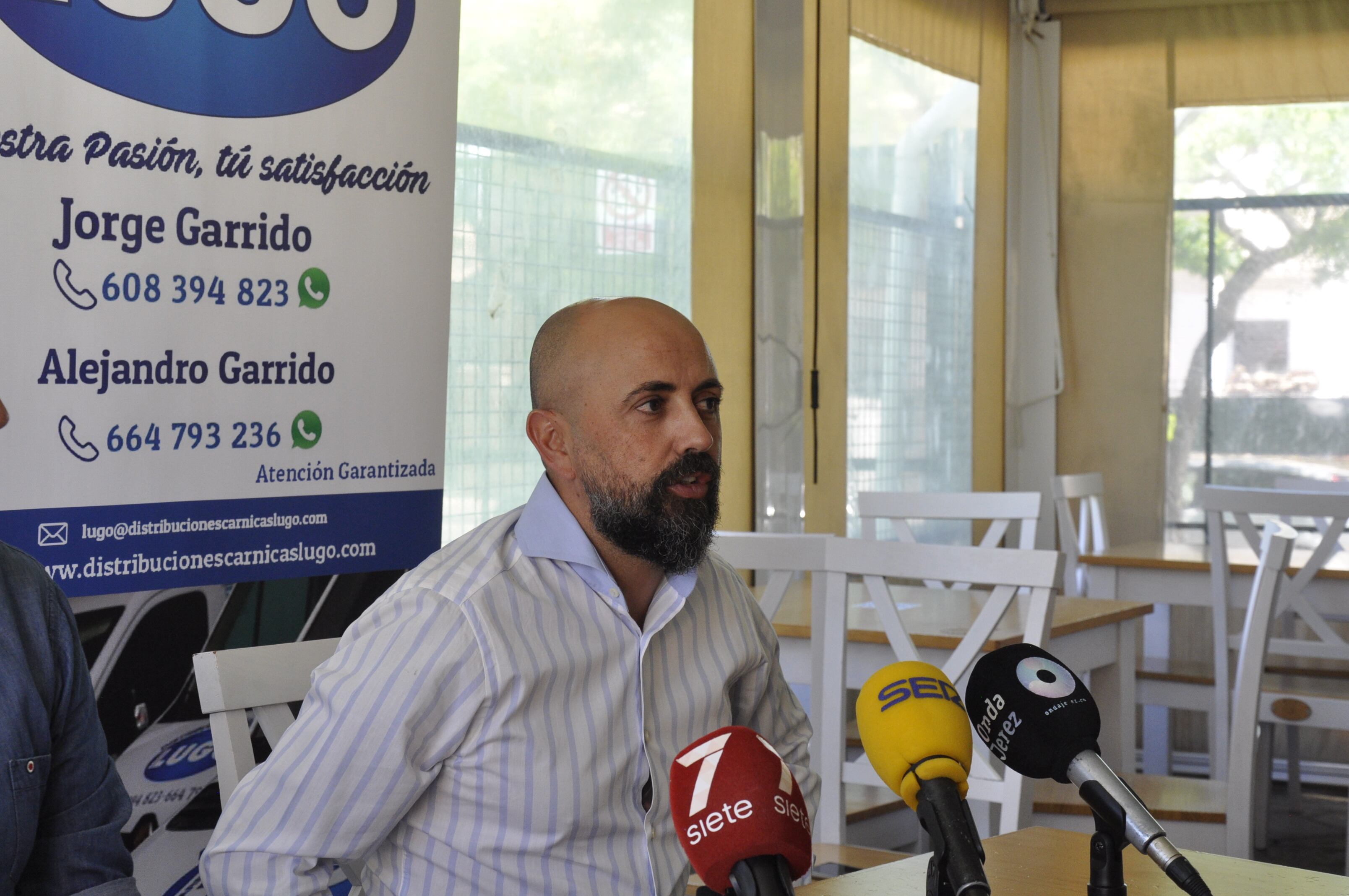 Juan Luis Gil Titin durante una rueda de prensa del Xerez CD