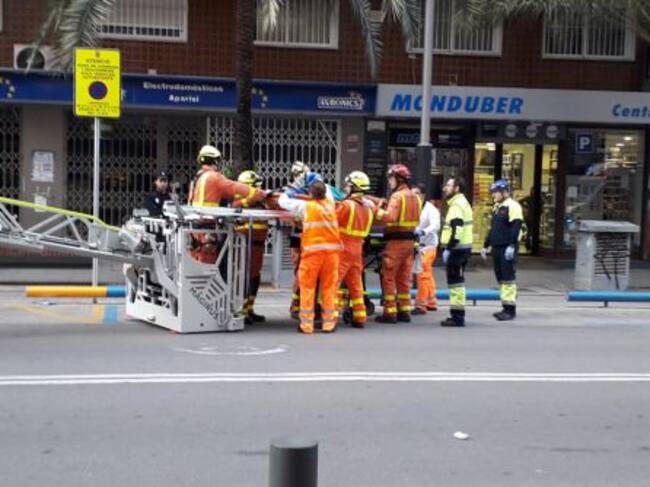 Una vez rescatado el hombre ha sido trasladado al hospital