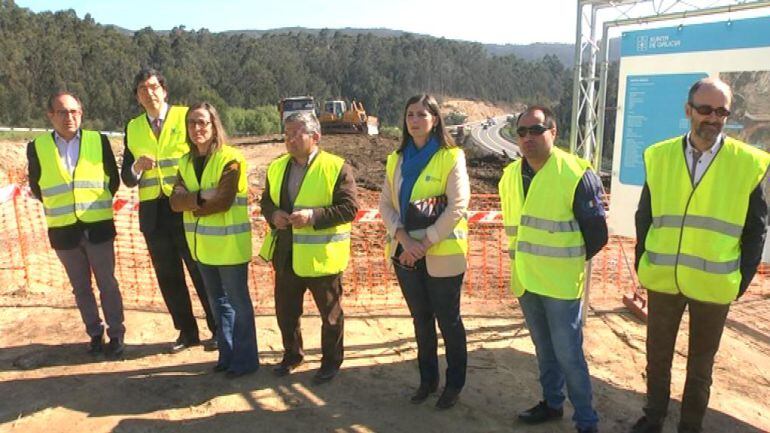 La conselleira visitaba las obras ya en marcha para el primer tramo del desdoblamiento del corredor.