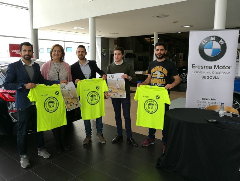 La quinta edición de la Monumentrail se ha presentado en el concesionario BMW- MIni Eresma Motor