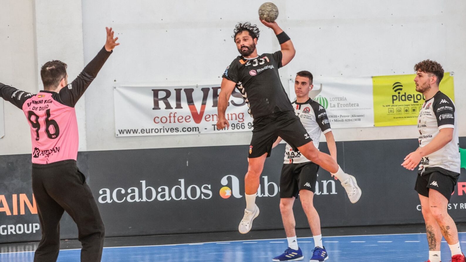 Tropezón del Bm. Elda - C.E.E.