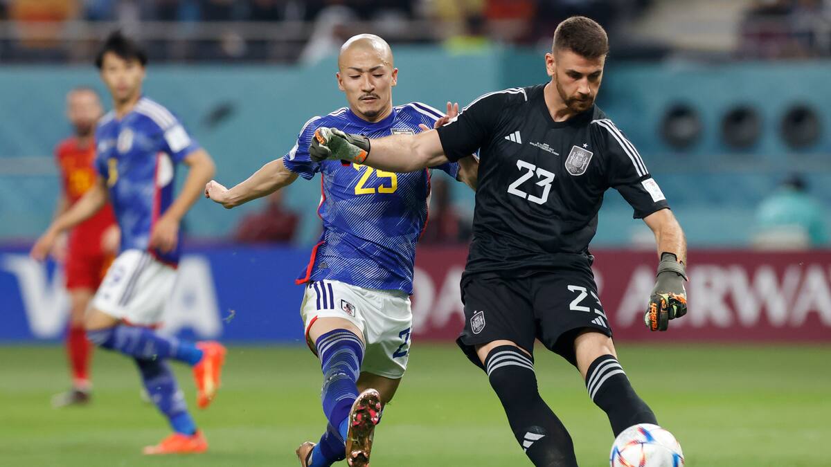 Unai Simón y Nico Williams siguen en Qatar pese a la derrota de España contra Japón