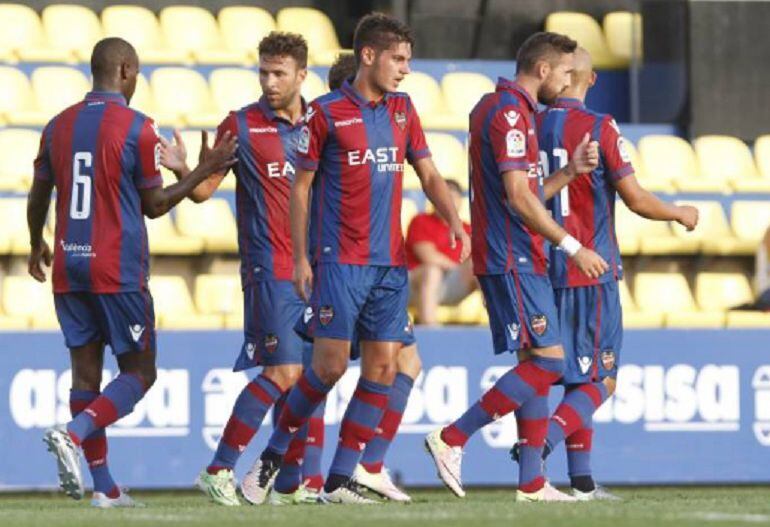 Levante gana al Lorca