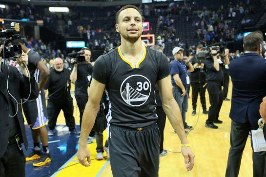 Apr 9, 2016; Memphis, TN, USA; Golden State Warriors guard Stephen Curry (30) leaves the court after the game against the Memphis Grizzlies at FedExForum. The Warriors won 100-99. Mandatory Credit: Nelson Chenault-USA TODAY Sports