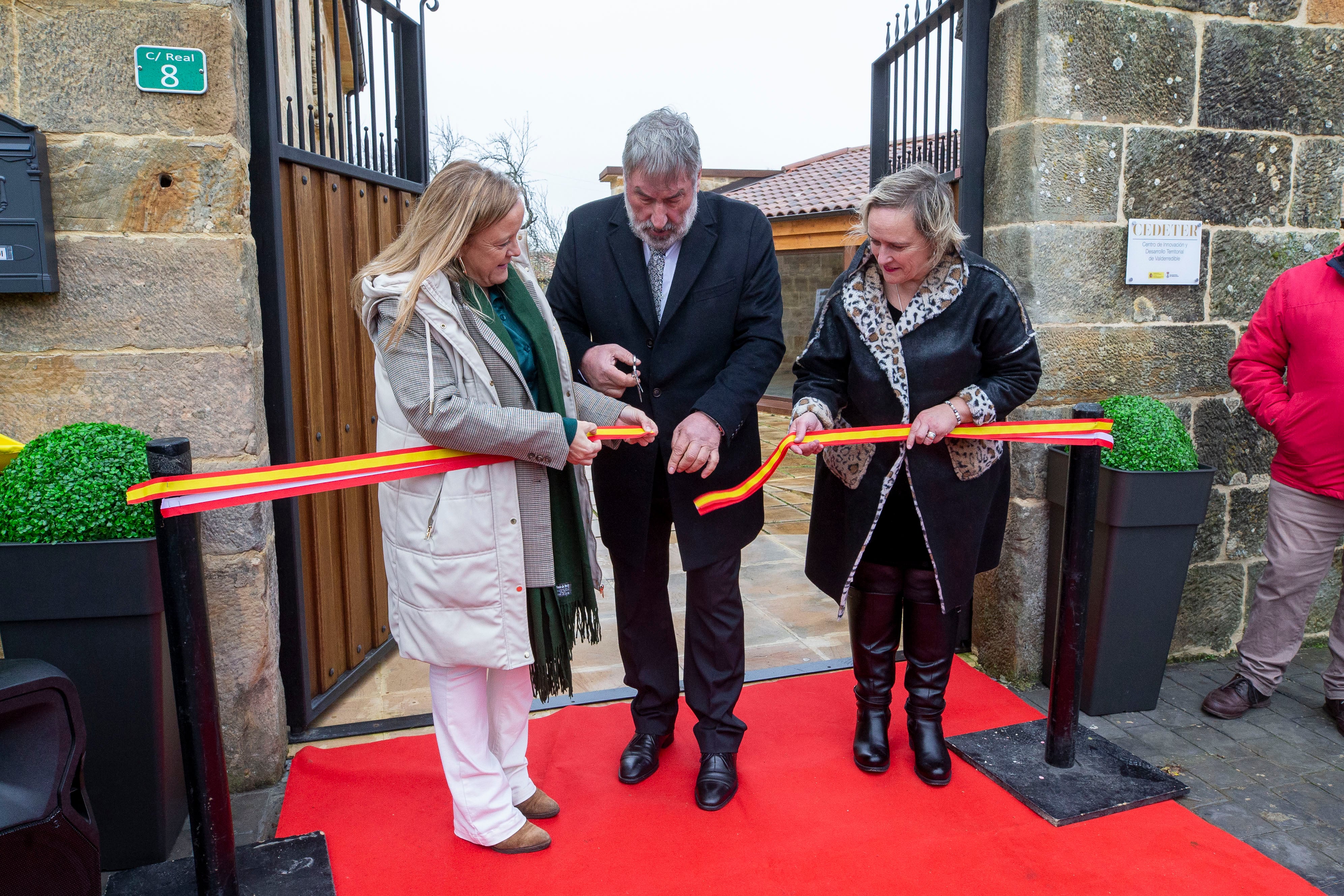 La consejera de Presidencia, Isabel Urrutia, inaugura el Centro de Innovación Territorial y Lucha contra la despoblación.