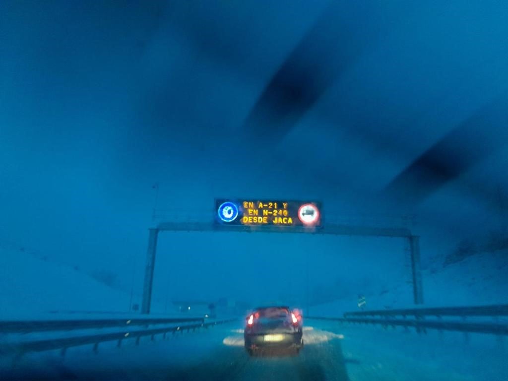 Nieve en las carreteras de la provincia de Huesca