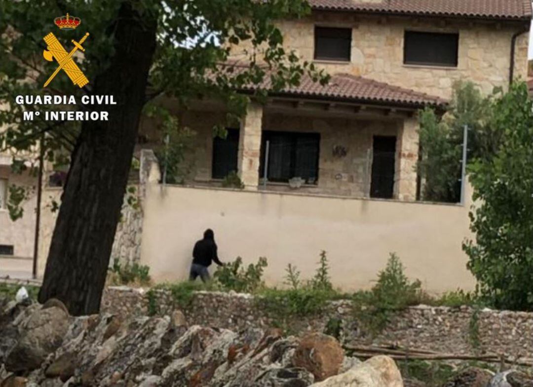 La Guardia Civil detiene a dos personas como presuntos autores de varios robos en domicilios de Segovia