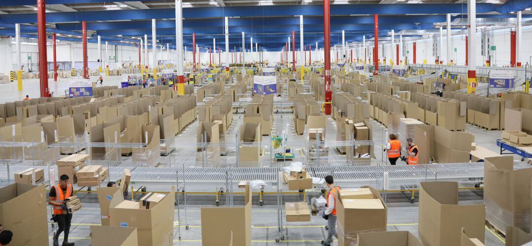 El centro de Amazon en el polígono Los Gavilanes suma ya casi 300 empleados