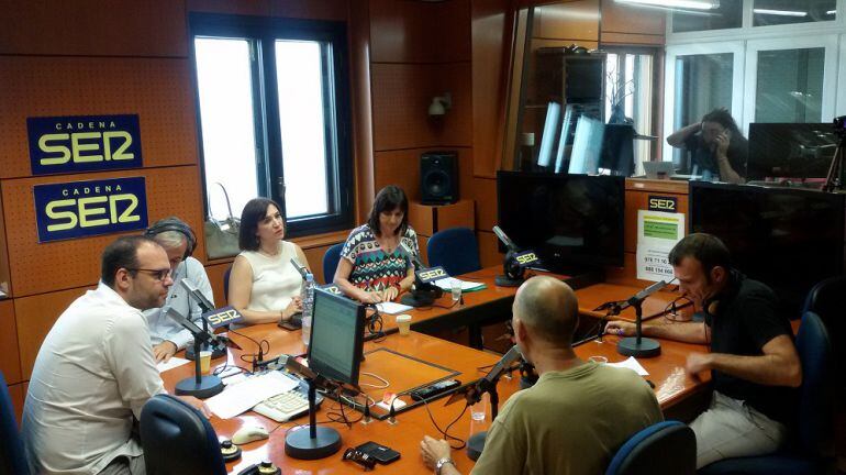 El debate de Plaza Pública, en los estudios de Radio Zaragoza 