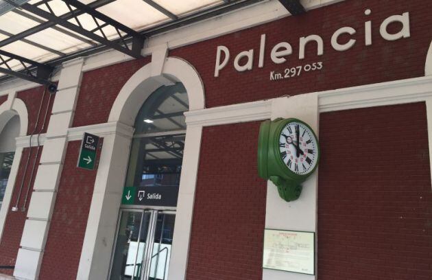 Estación de Palencia de donde partieron los jóvenes esa noche