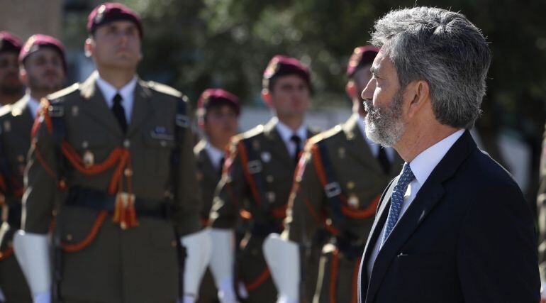 Acto de izado solemne de bandera con motivo del IV aniversario de la proclamación del Rey Felipe VI