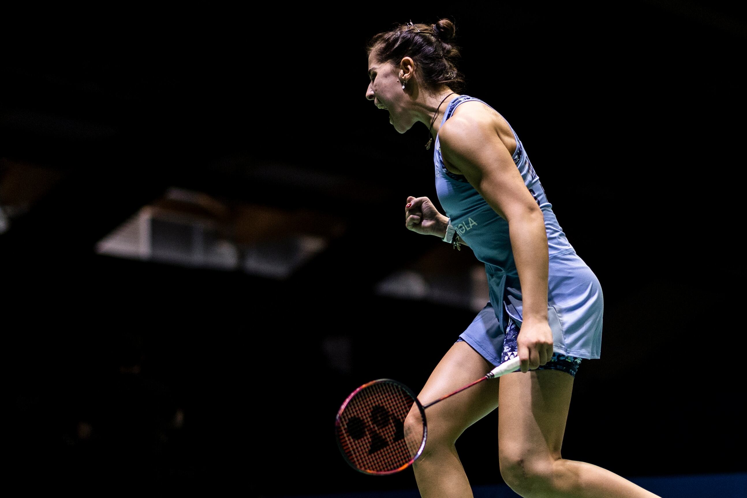 MADRID, 29/04/2022.- La española Carolina Marín ha derrotado este viernes en el polideportivo Gallur a la turca Neslihan Yigit, número 30 del ránking internacional, y ha accedido a la final del Europeo de Madrid en el que buscará su sexto título continental consecutivo. EFE/Rodrigo Jiménez
