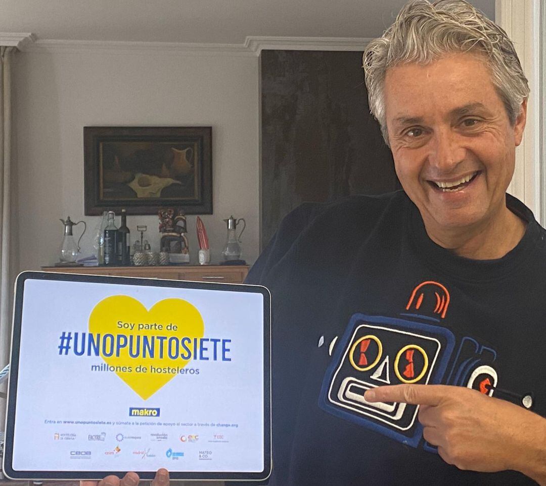 El chef, estrella Michellín, en su casa tras firmar la campaña #unopuntosiete