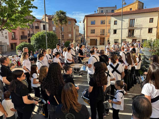 IX edición de la Tamborrada Villa de Binéfar