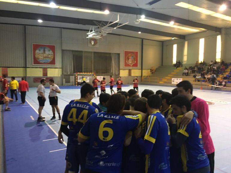 Momento del derbi entre Agrifluide y Cajasur