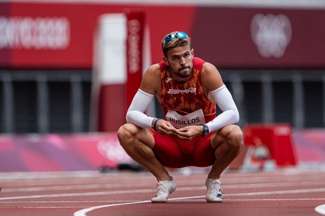 Óscar Husillos después de no lograr el pase a la final de 400m en Tokio