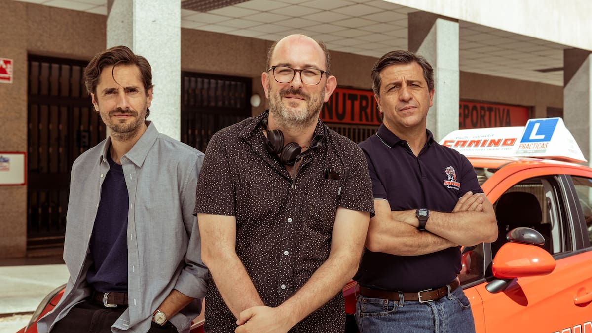 "Me saqué el carné a los 42 años, es una situación dramática y propicia para una serie": Borja Cobeaga presenta 'No me gusta conducir'