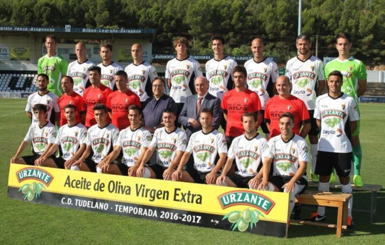 Foto de equipo de la temporada 2016 2017