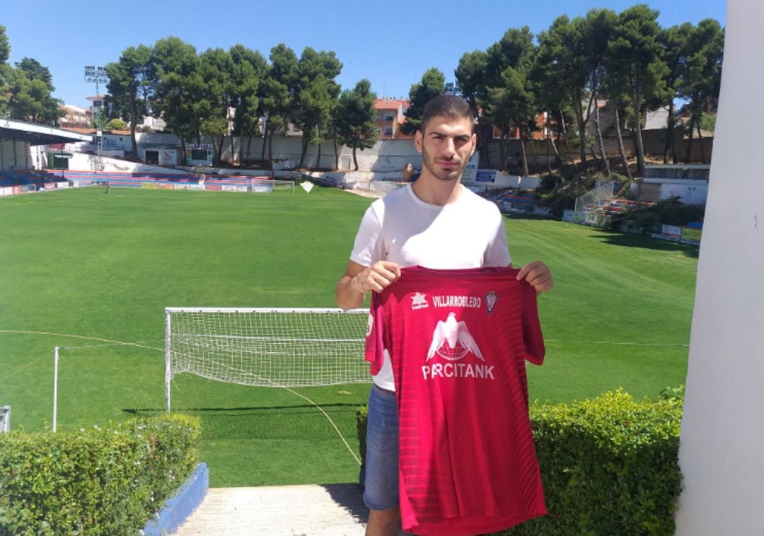 Cano en su presentación con el CP Villarrobledo