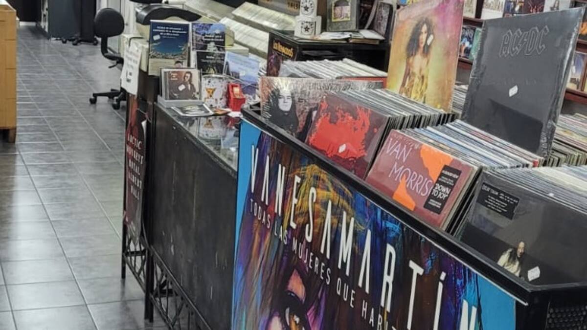 Discos Grammy, toda una vida ligado a la música en Algeciras