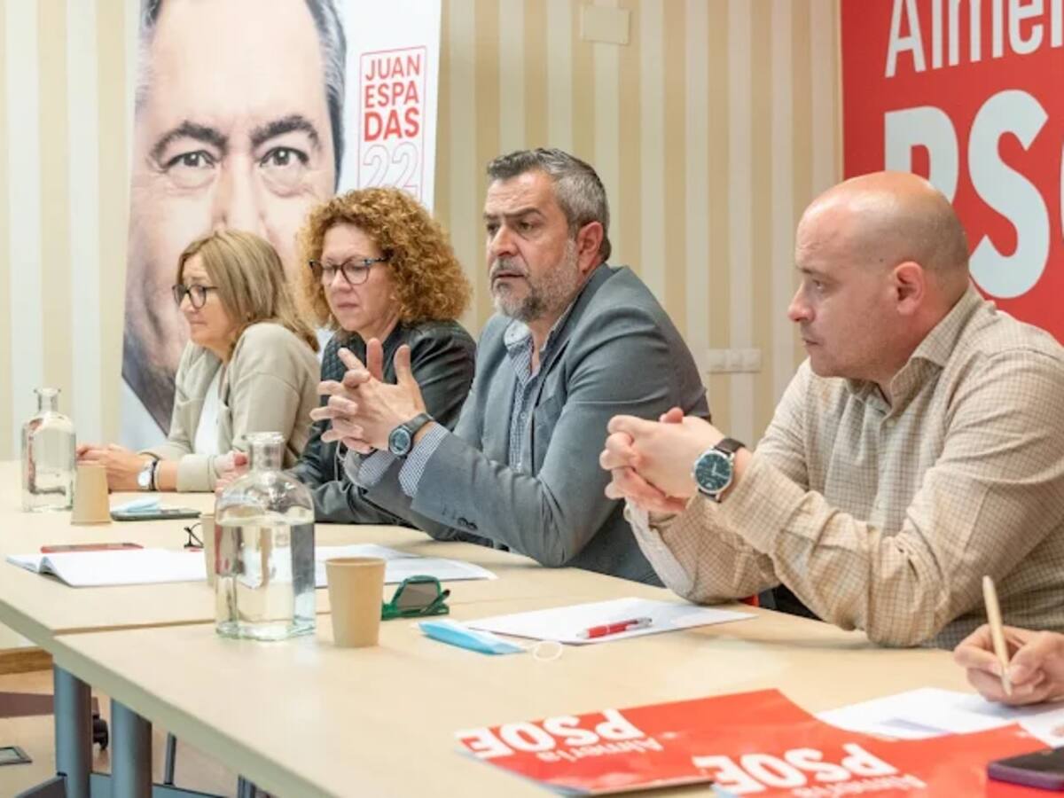 El PSOE de Almería renueva su lista para las andaluzas