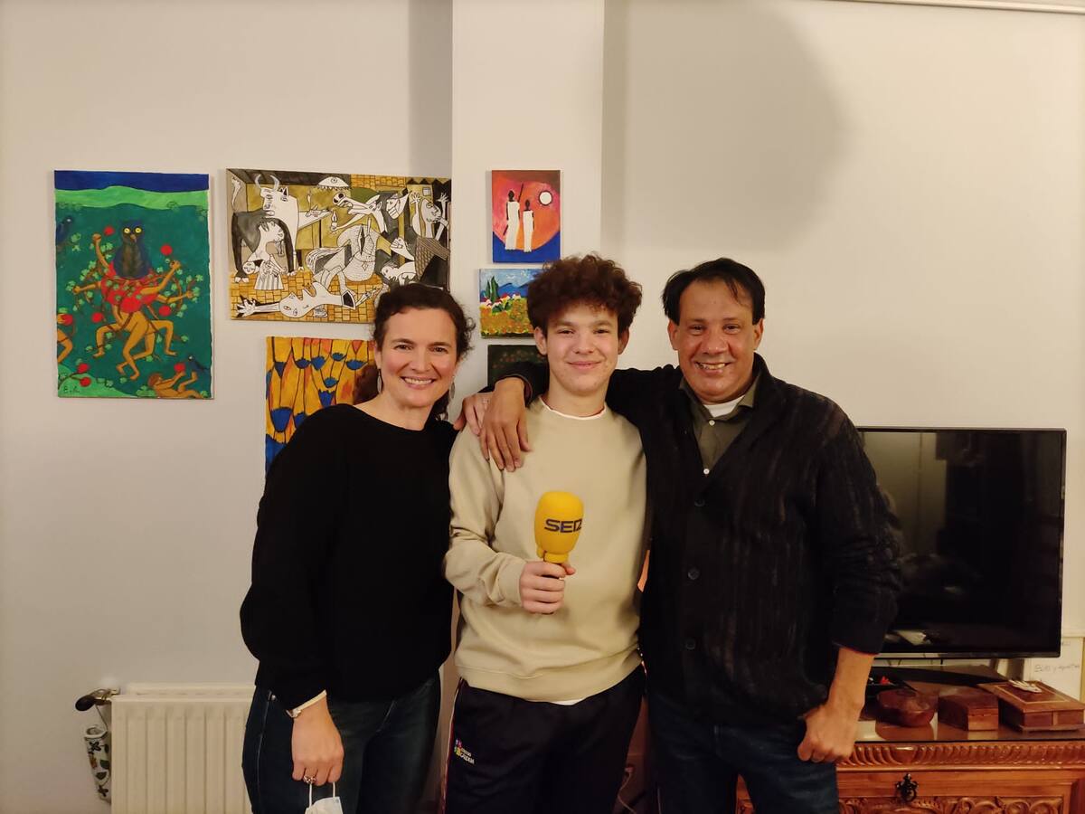 Tárik: Un "Coda" español en una familia de sordos