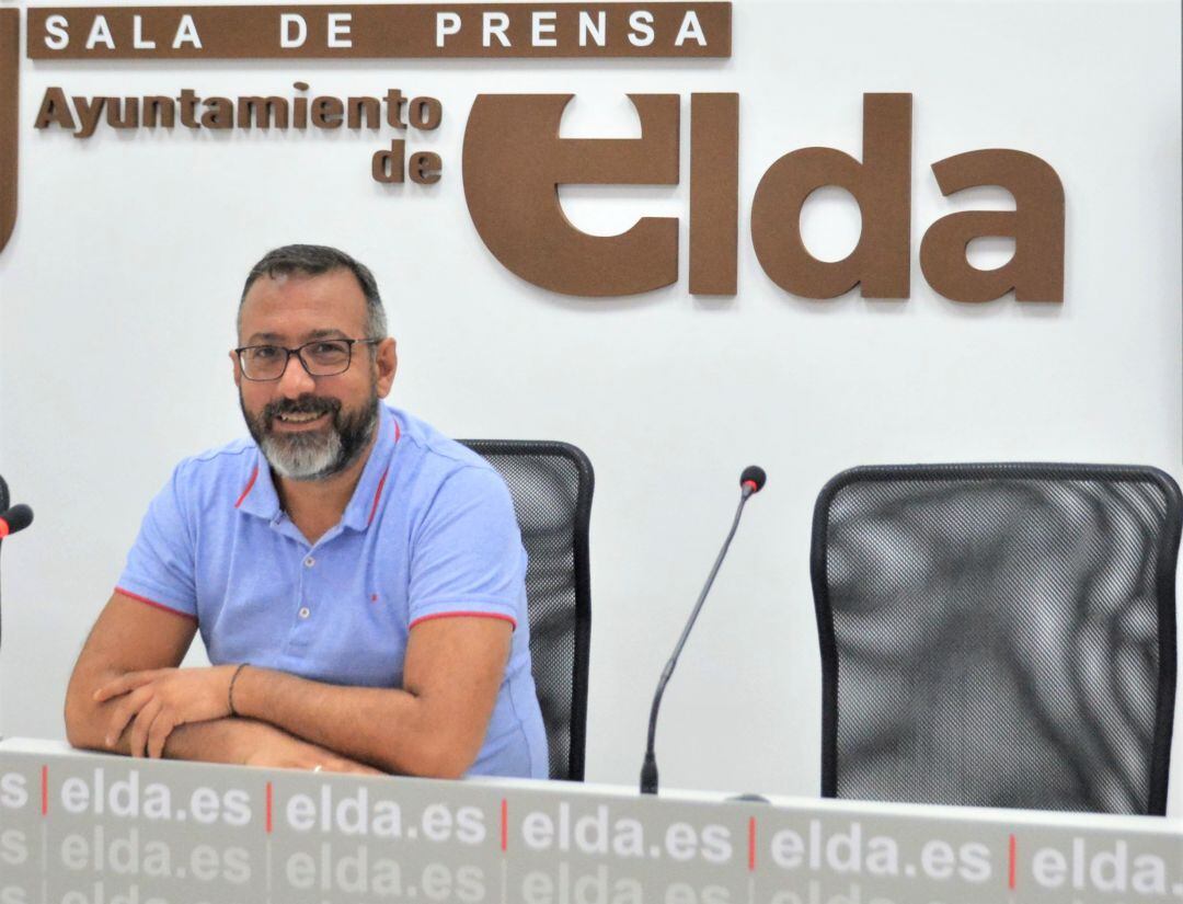 José Antonio Amat, concejal de Hacienda de Elda, destaca el trabajo realizado en su departamento