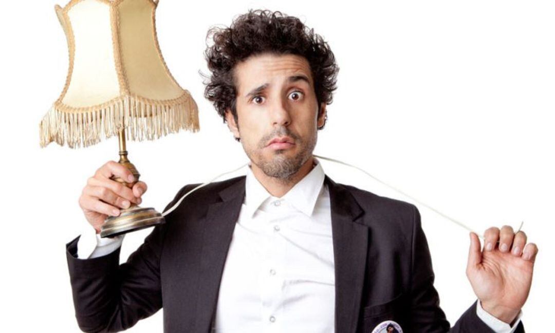 El ilusionista profesional Miguelillo repite con su programa de televisión en Palencia