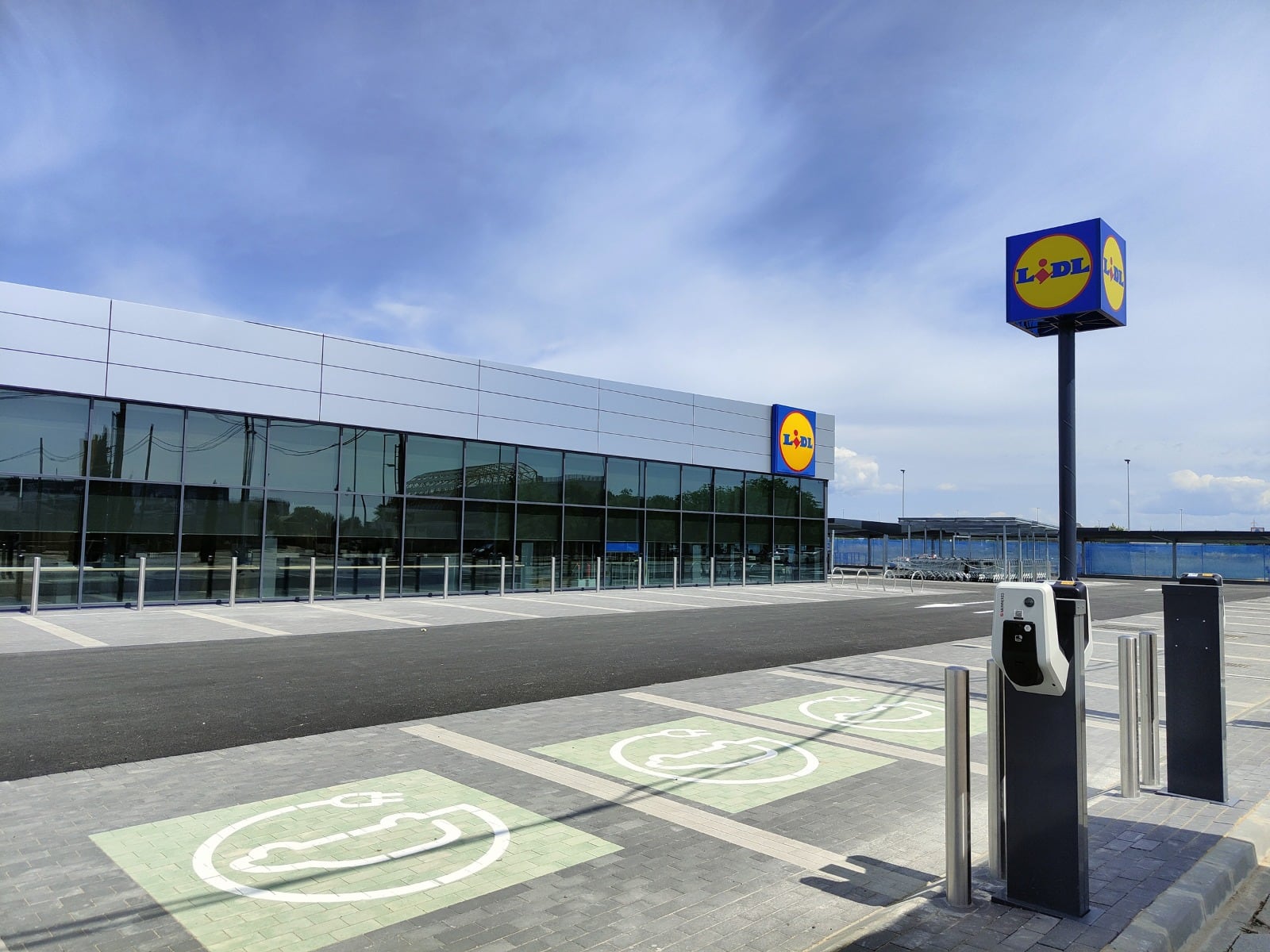 Apertura en Sevilla de un nuevo centro Lidl