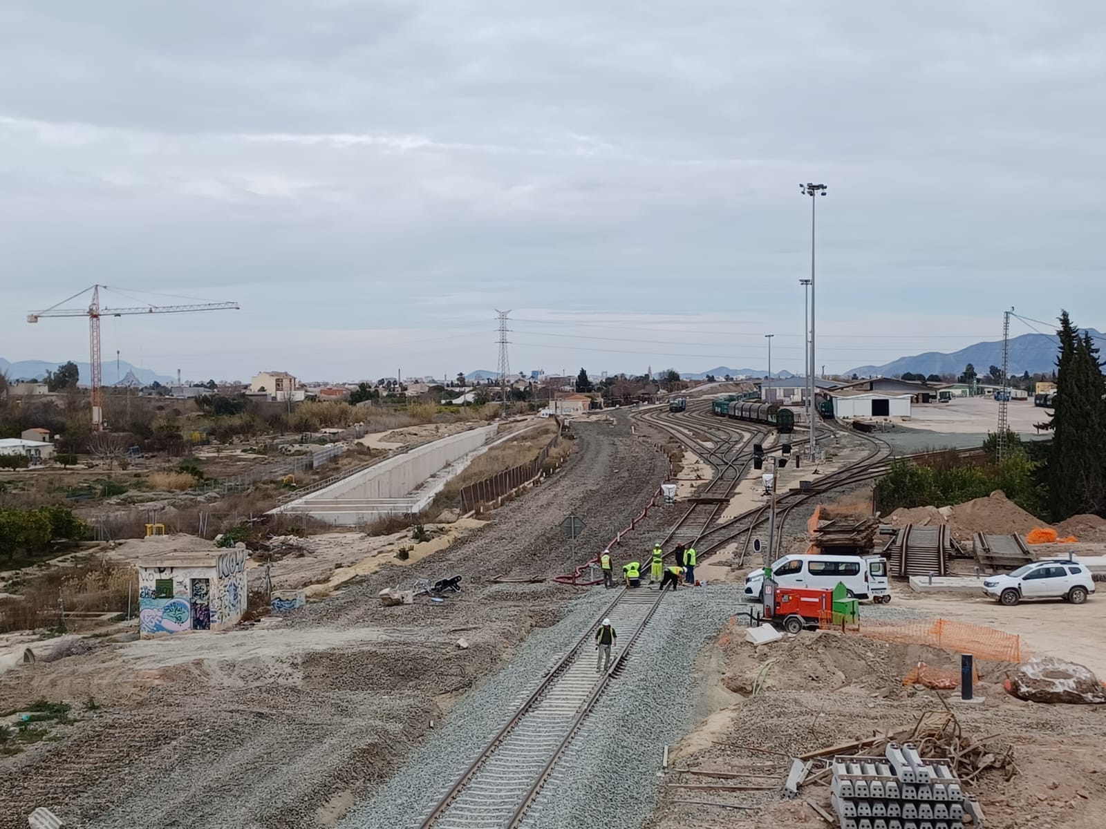 Adif pone en servicio una variante ferroviaria para garantizar el acceso a la terminal de mercancías de Murcia
