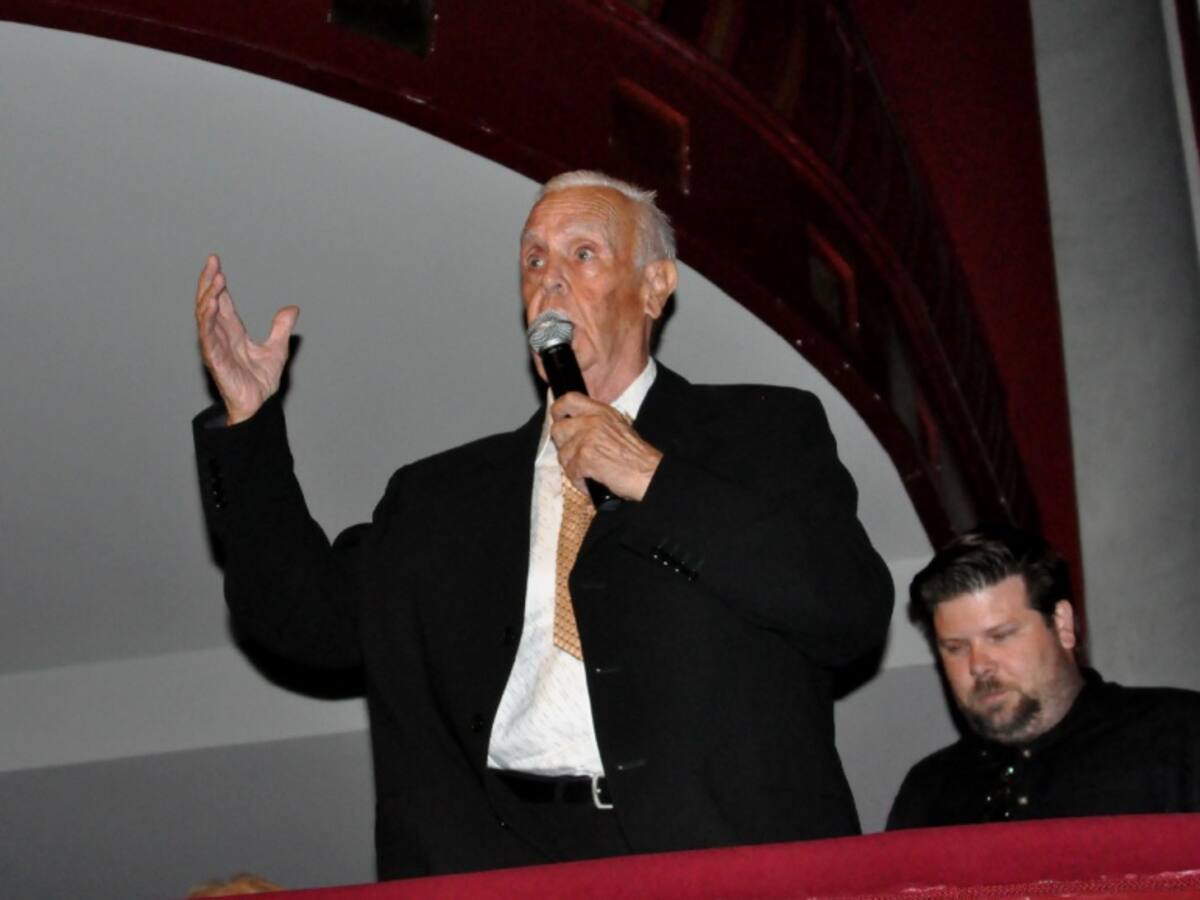 FOTOGALERÍA | Homenaje a Evelio Esteve en el Teatro Castelar