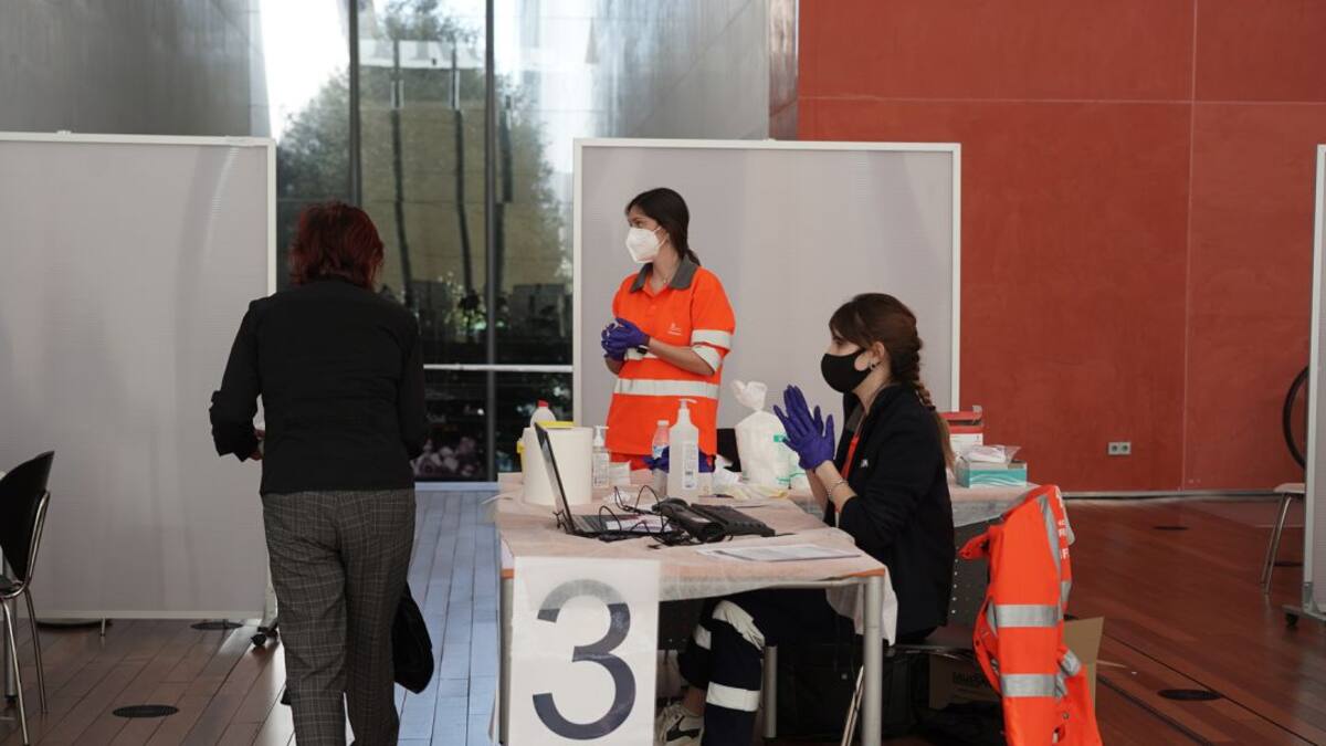 Valladolid recibe más de 213.000 vacunas contra el COVID-19 desde el 2 de abril