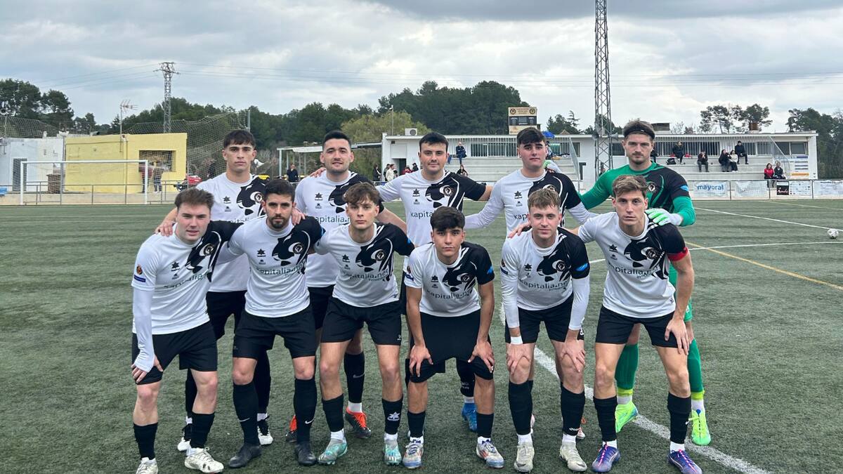 Rafa Cebrián, entrenador del Deportivo Ontinyent: ""Sabemos que ahora llega el tramo más duro de la temporada, pero nuestro objetivo es mejorar los resultados de la primera vuelta"