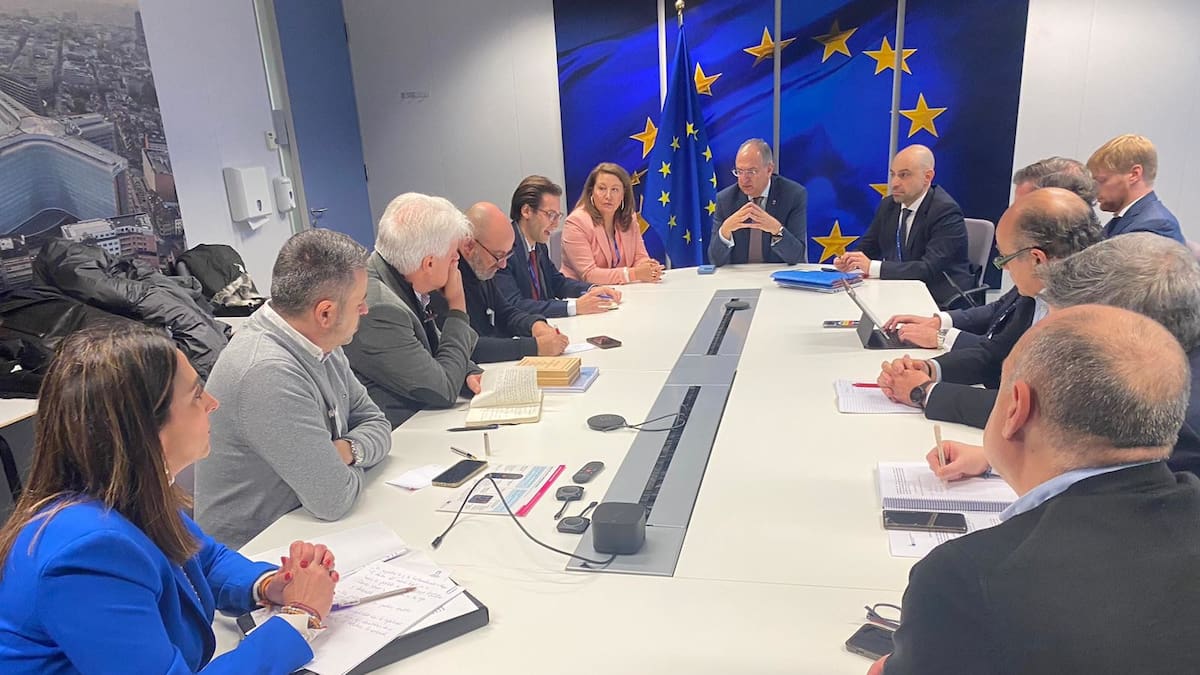 La Comunidad pide a la CE un "cambio de rumbo" para no acabar con el sector de la pesca de arrastre en el Mediterráneo