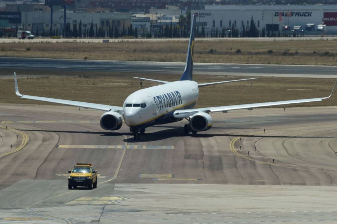 El Gobierno vuelve a rectificar y permitirá los vuelos internacionales al aeropuerto de València