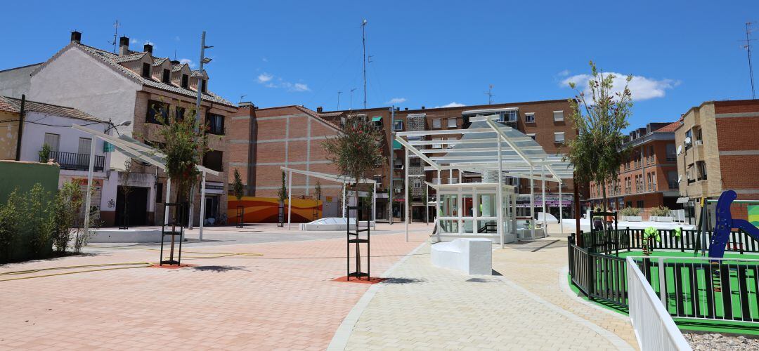 La nueva imágen de la plaza de El Tesillo tras la remodelación.